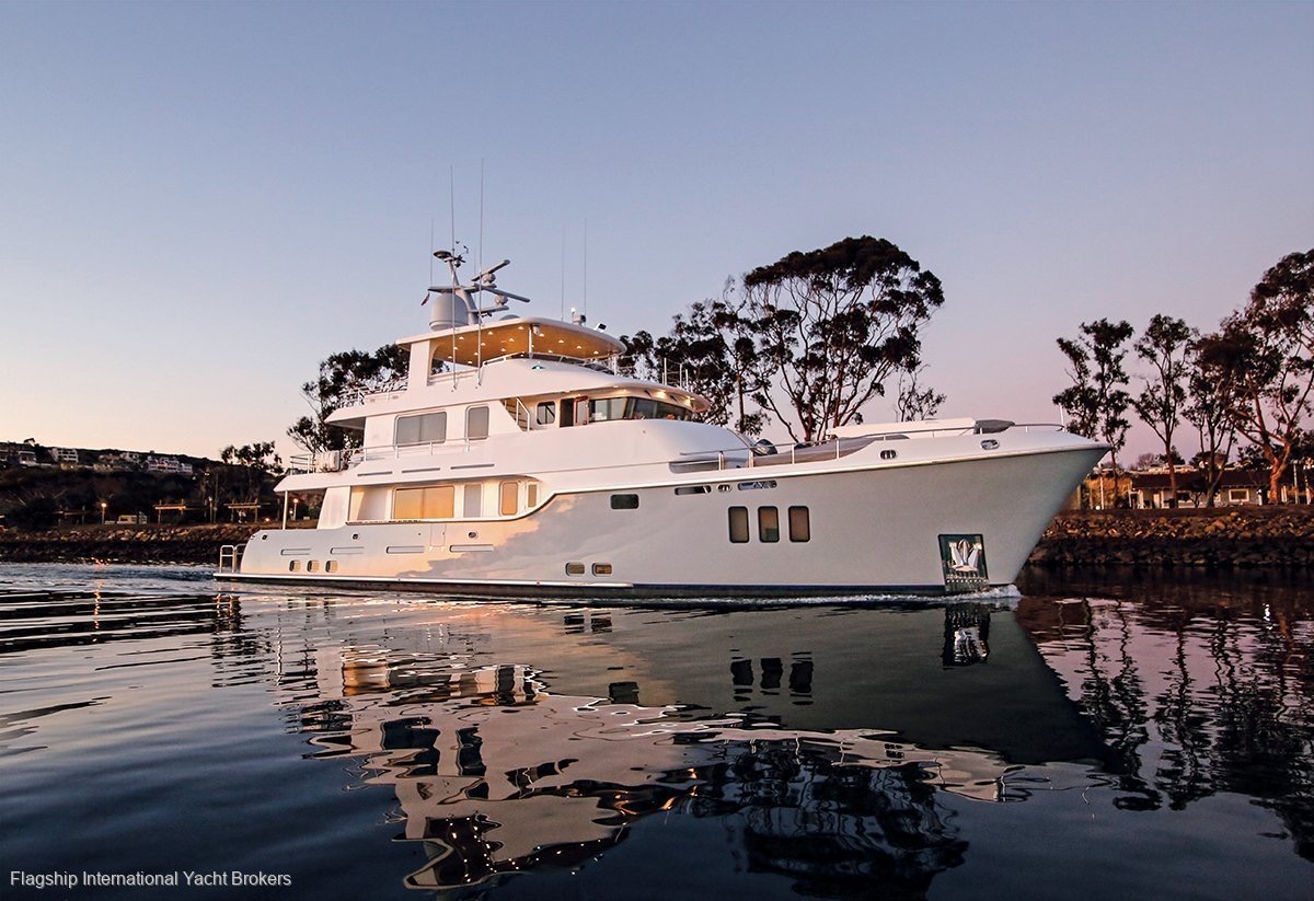 Nordhavn 96 exterior profile on the water, image 01